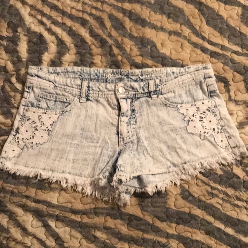 🌺 EUC JEAN SHORTS